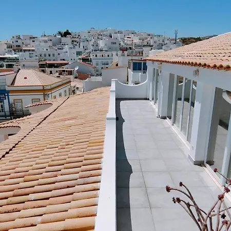 Penthouse Beachfront Διαμέρισμα *